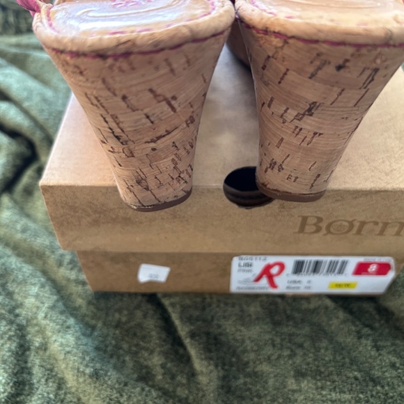 Born Raspberry sandals - Picture 4 of 5